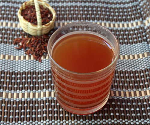 uong-nuoc-gao-rang-tri-tieu-chay