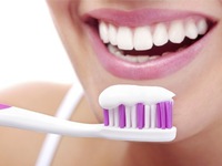 Mẹo làm trắng răng “cấp tốc” tại nhà