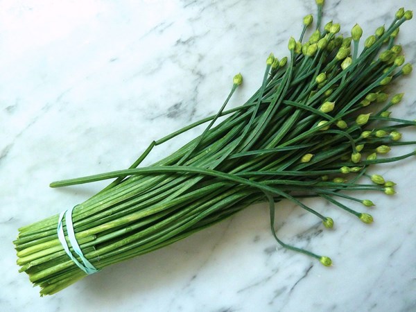 Rau hẹ - Càng ăn khiến chàng càng sung mãn trong “chuyện ấy”