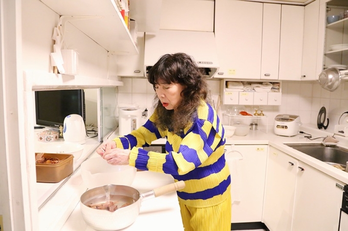 Bà Yoshikawa