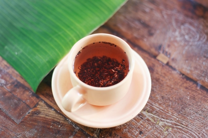 Thay thế đồ uống chứa đường, nhiều calo bằng thức uống