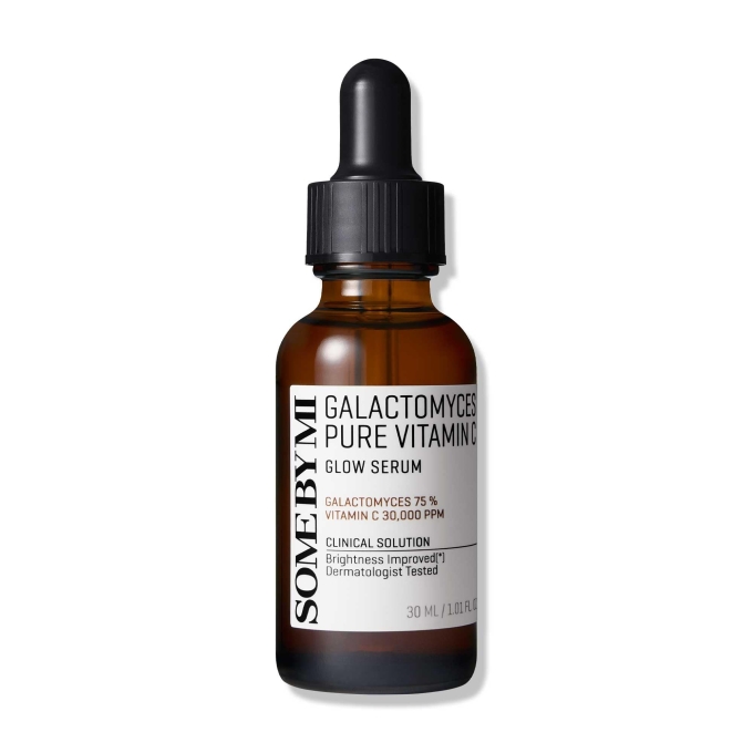 Some By Mi Galactomyces Pure Vitamin C Glow Serum.